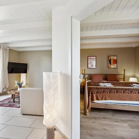 Up&great - Stylish Living Apartment