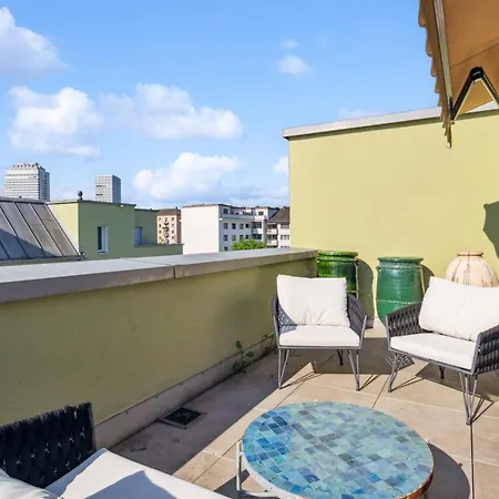 Up&great - Stylish Living Apartment