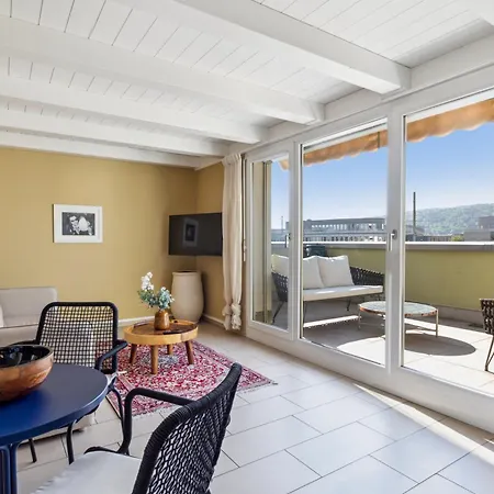Up&great - Stylish Living Apartment Zurich