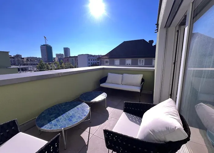 Up&great - Stylish Living شقة